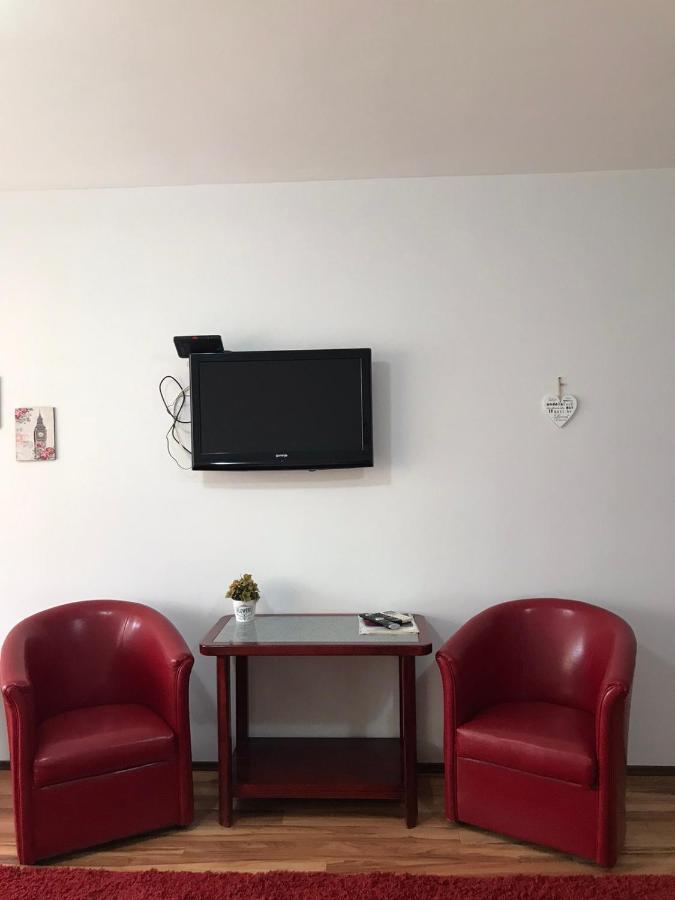 Hotel Tri "O" Topola Zewnętrze zdjęcie