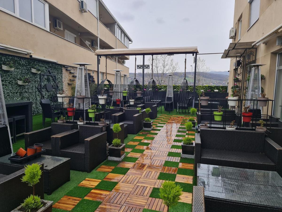 Hotel Tri "O" Topola Zewnętrze zdjęcie