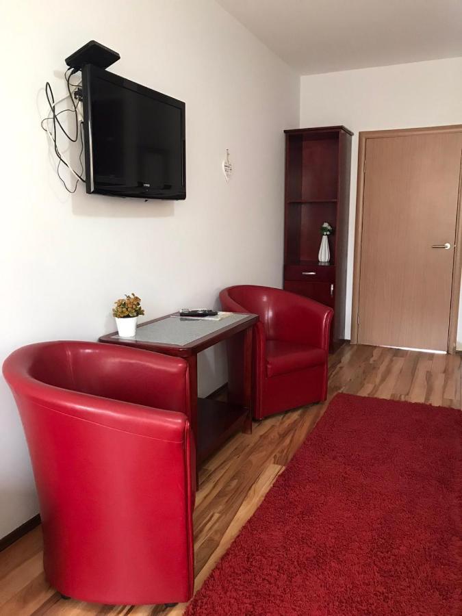 Hotel Tri "O" Topola Zewnętrze zdjęcie