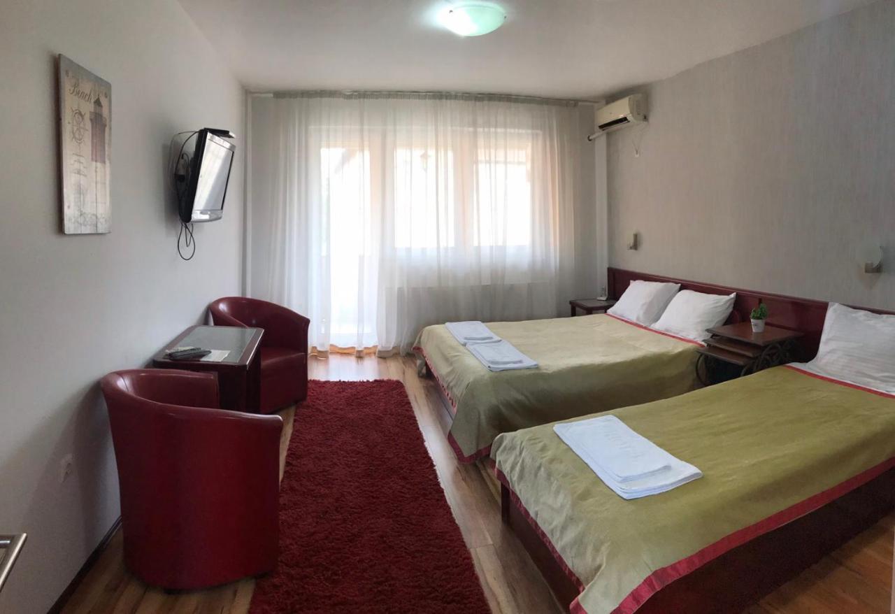 Hotel Tri "O" Topola Zewnętrze zdjęcie