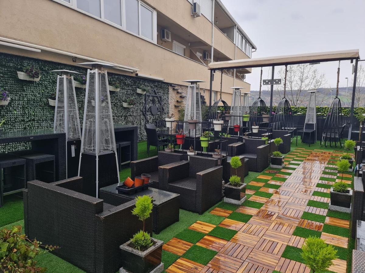 Hotel Tri "O" Topola Zewnętrze zdjęcie